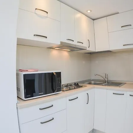 Square 布加勒斯特