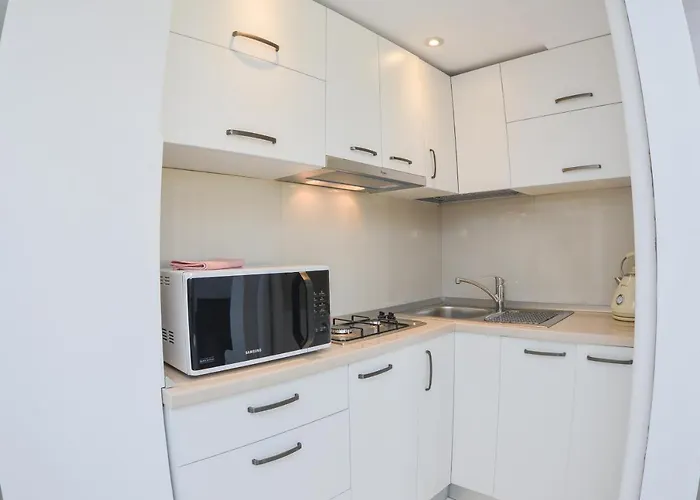 Square 布加勒斯特